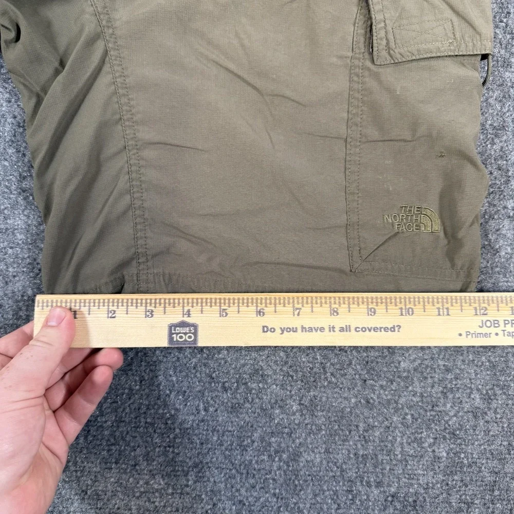 The North Face Shorts Mens Large Brown Lightweight Outdoors‎ Hiking Cargo Nylon